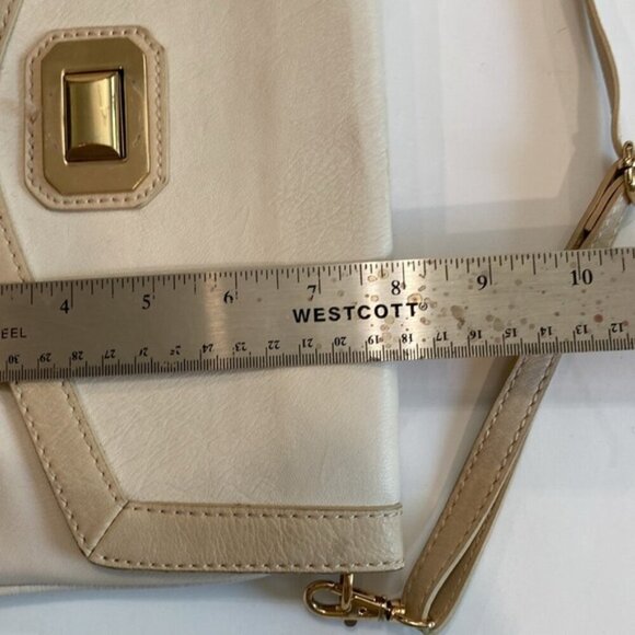 Aldo Beige Bag​​​ - Picture 9 of 9